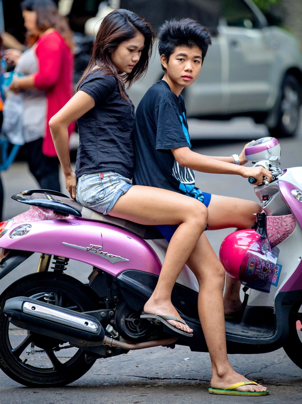 Thai Girls Side Saddle Why Do They Ride This Way